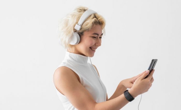 Казахстанская музыка возвращается в Instagram: Meta и КазАО заключили соглашение