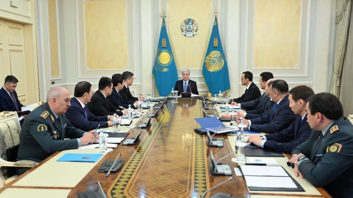 Токаев поручил правительству не допустить снижения благосостояния казахстанцев