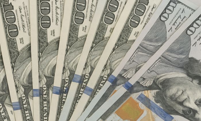 Доллар теряет доверие: как политические решения США подрывают статус мировой валюты