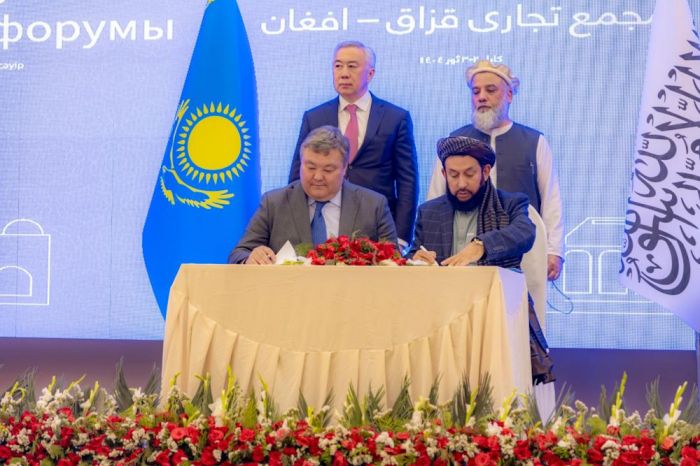 Казахстан подписал контракты на $140 млн в Афганистане
