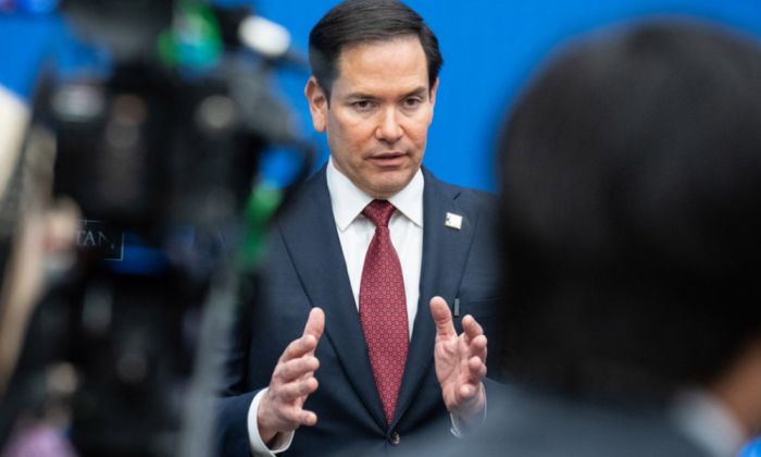 Глава Госдепа решил не лететь на переговоры по Украине после отказа Зеленского признать Крым российским