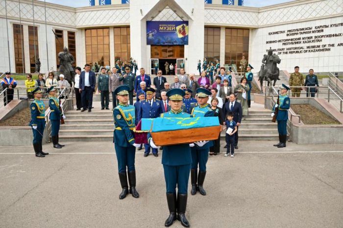 Останки казахстанских воинов вернулись на Родину