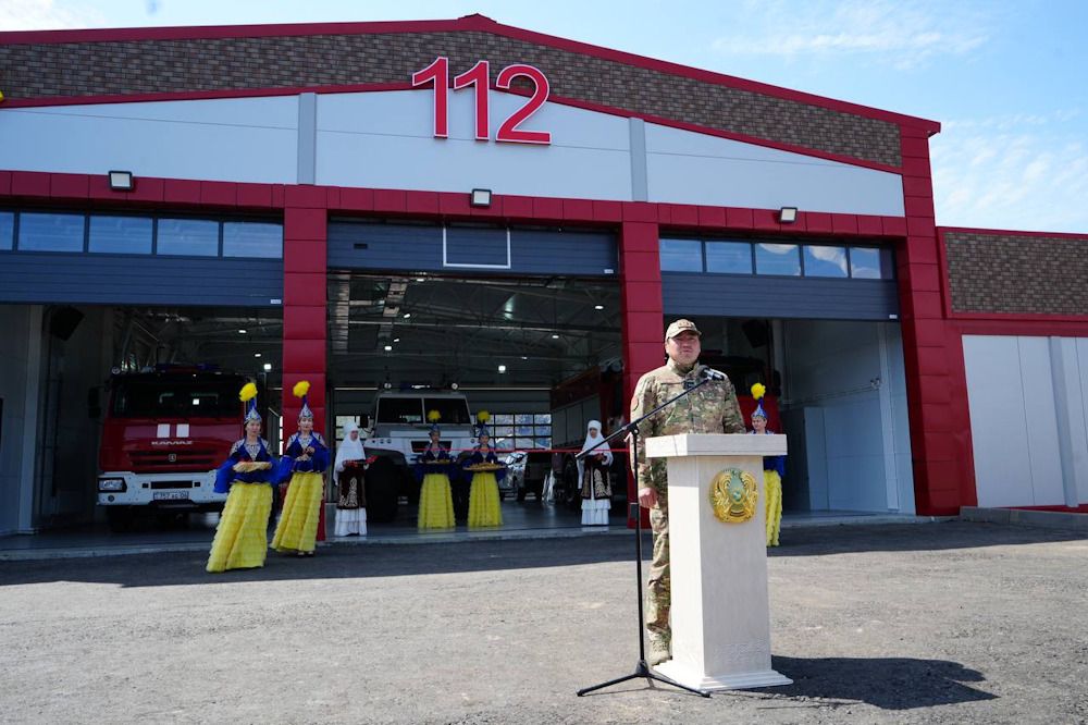 министр по ЧС Чингис Аринов на открытии спасательной станции в Махамбете, фото пресс-службы МЧС РК