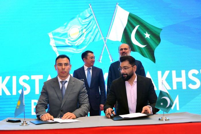 Казахстан получил доступ к портам Пакистана