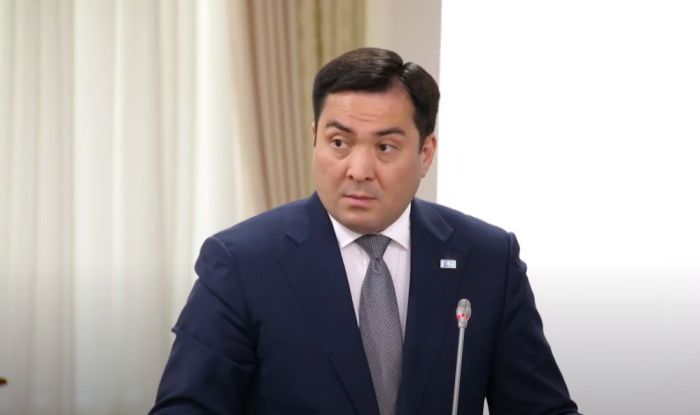 Производимый АНПЗ дизель станет жёлтым