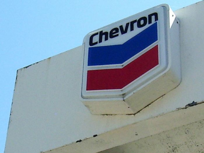 Chevron выделил 30 млрд долларов на скупку активов 