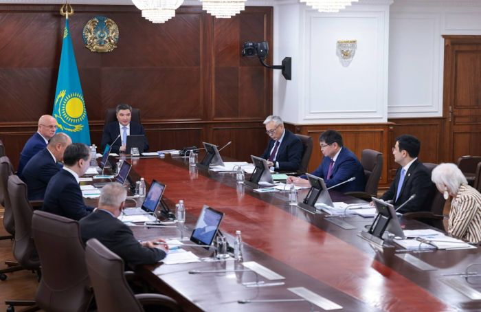 Глава правительства требует слаженной работы дочерних структур «Байтерека»