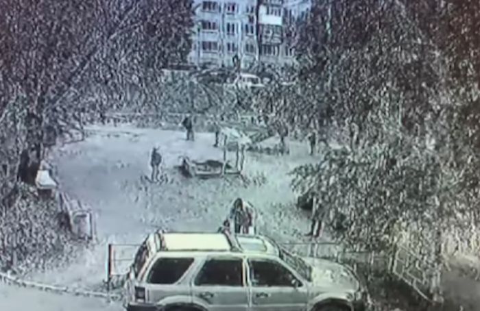 В Петропавловске мать "разобралась" с ребёнком из-за ссоры на площадке