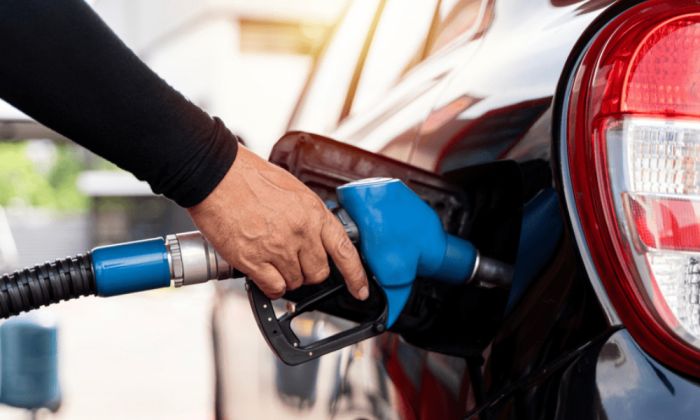 В каких регионах Казахстана сильнее всего подорожал бензин?