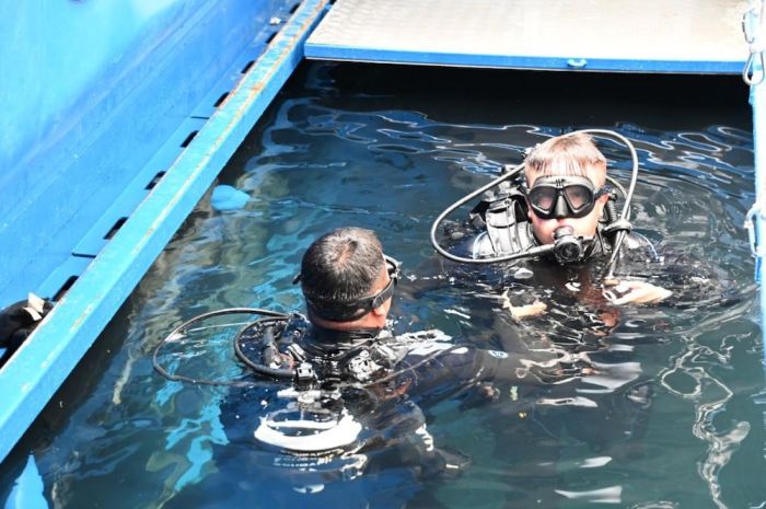 Подводные стражи Каспия: в Актау завершились учения водолазов