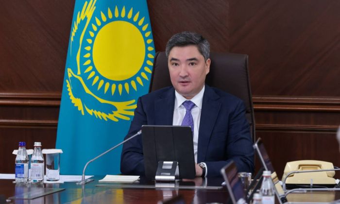 Бектенов потребовал от акиматов ускорить подготовку к зиме: «Никакой бюрократии»