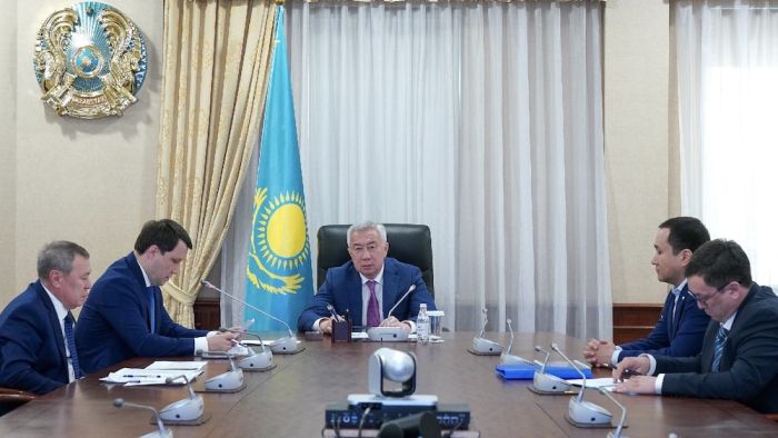 В Атырауской области планируют обработать от саранчи 65,1 тысячи гектаров