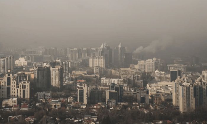 Алматы критически необходим экологический буфер: город вновь в числе самых грязных в мире