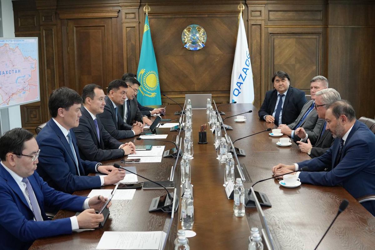встреча руководства QazaqGaz и Chevron, фото нацкомпании встреча руководства QazaqGaz и Chevron, фото нацкомпании