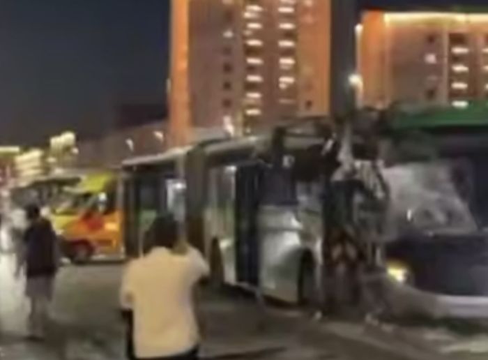 Трагедия в Астане: после ДТП с автобусом ребенку ампутировали ноги