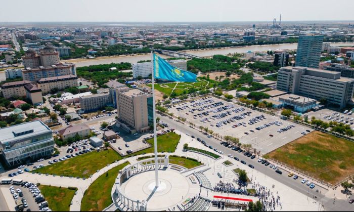 В Атырау отпраздновали День государственных символов