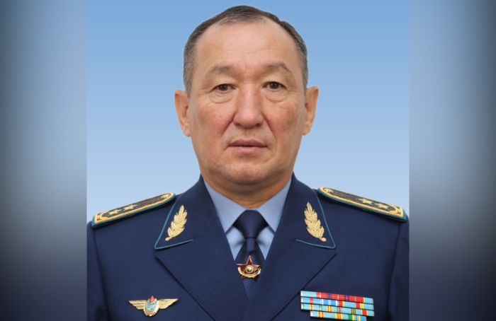 Даурен Косанов - новый министр обороны Казахстана