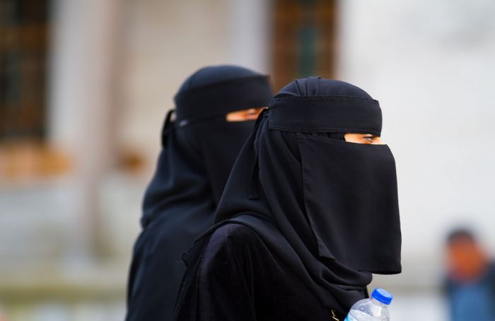 В Казахстане хотят запретить одежду, скрывающую лицо