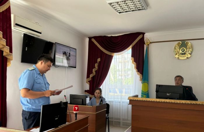 Суд освободил от тюрьмы женщину, задушившую детей в Актобе