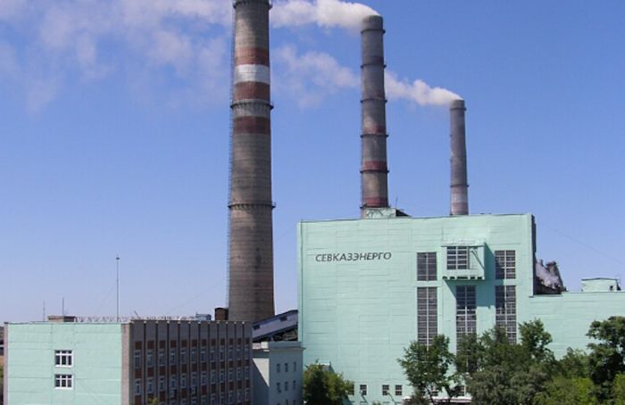 Рабочий упал с высоты на ТЭЦ в Петропавловске