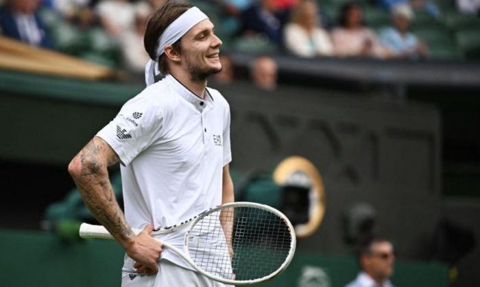 Сенсация в Галле: Бублик обыграл первую ракетку мира Синнера