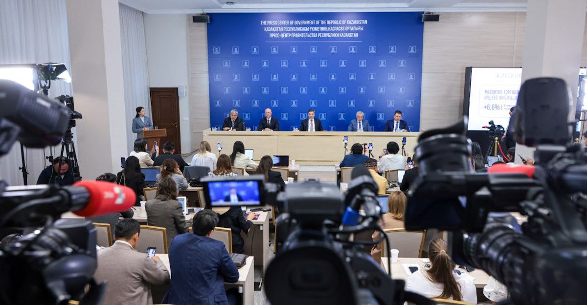 пресс-конференция руководства правительства, фото пресс-службы правительства