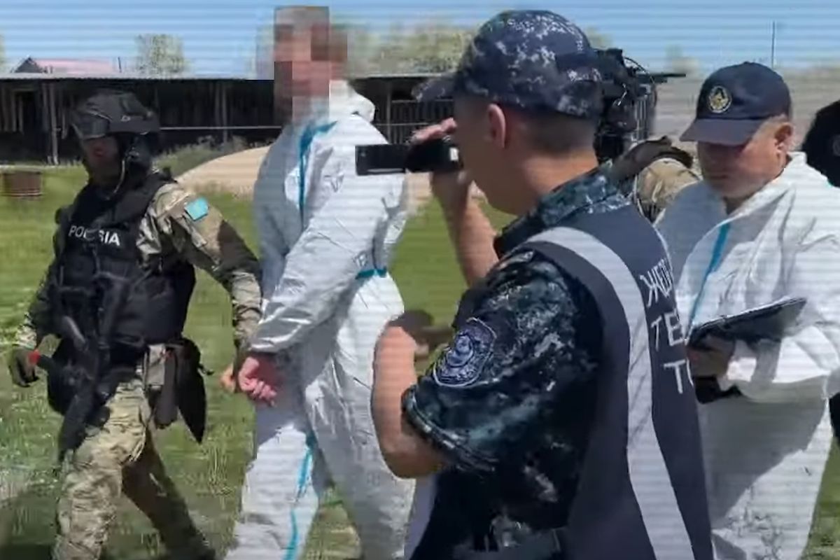 скриншот видео Polisia.kz