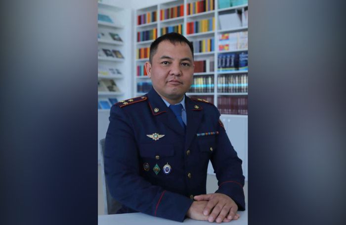 Загадочный инцидент в МВД: высокопоставленного полицейского доставили в больницу с ранами рук