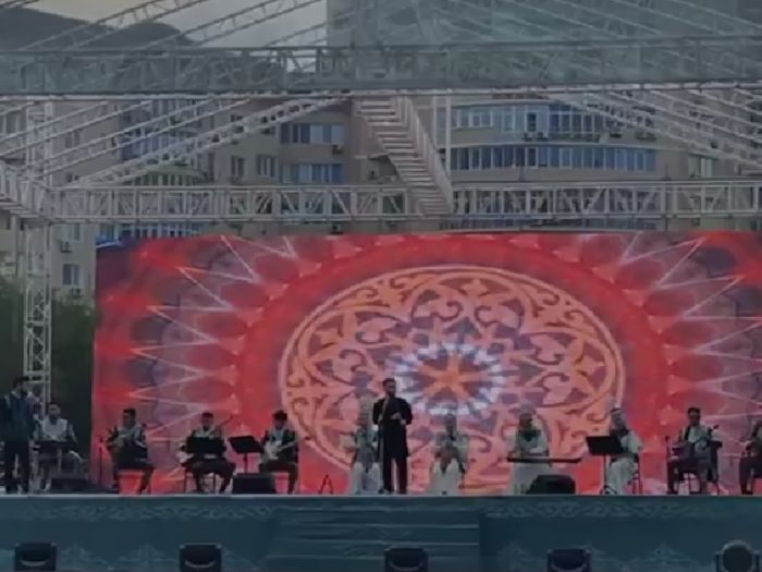 В Атырау завершился концертный сезон оркестра им. Дины Нурпеисовой