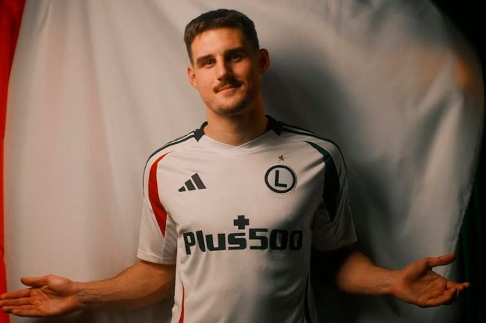 Белорусский футболист отказался ехать в Казахстан по политическим причинам