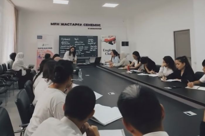 Атырауская молодёжь выбирает английский и турецкий