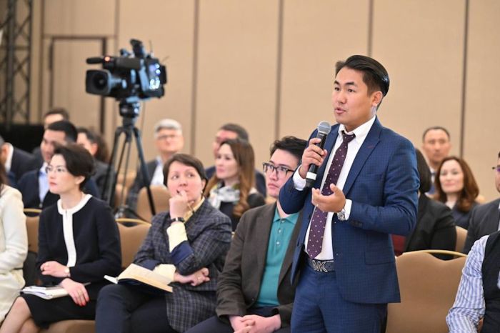 Казахстан может столкнуться с дефицитом бензина уже осенью