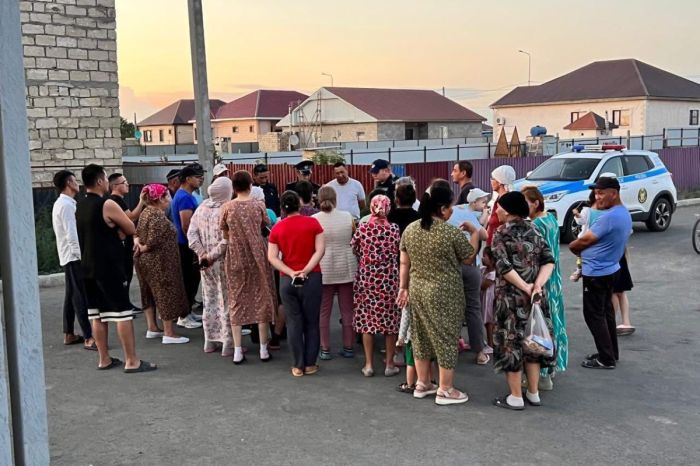 Жители микрорайона Сарыозек требуют решения ряда насущных проблем