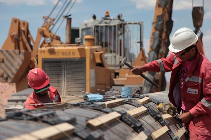 В нефтегазовой отрасли Казахстана создадут свыше 6 тысяч новых рабочих мест