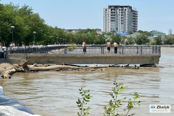 Пляж в Жилгородке открыт — но купаться где попало всё-таки нельзя