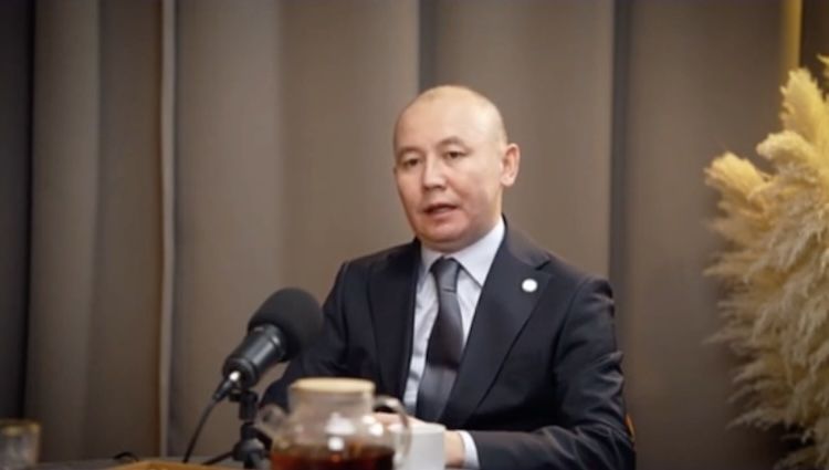 Тлек Хамитов, стоп-кадр видео Тлек Хамитов, стоп-кадр видео