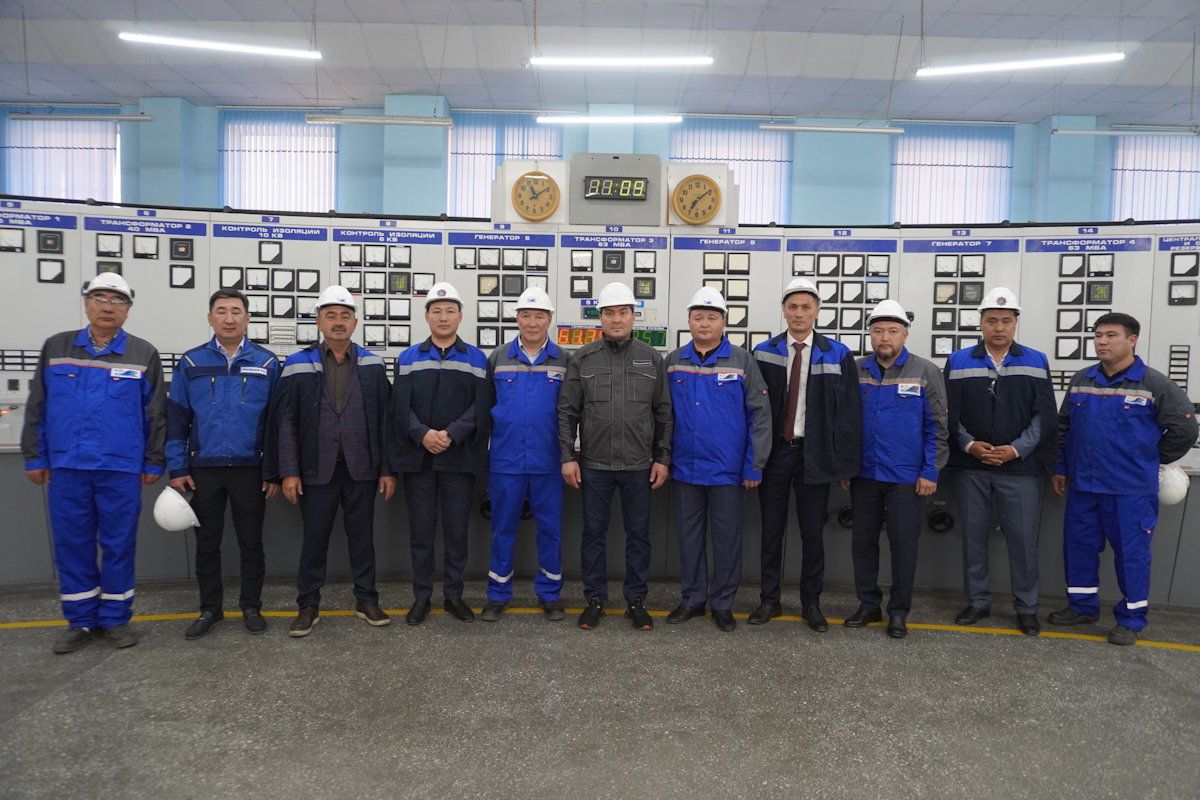 Ерлан Аккенженов на Усть-Каменогорской ТЭЦ Ерлан Аккенженов на Усть-Каменогорской ТЭЦ