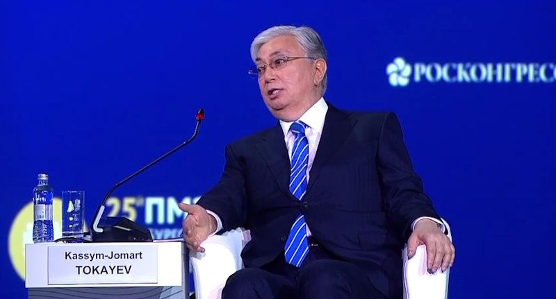 Касым-Жомарт Токаев на ПМЭФ, июнь 2022 года Касым-Жомарт Токаев на ПМЭФ, июнь 2022 года
