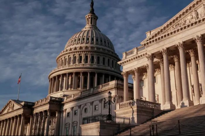 Комитет Сената США одобрил 1 млрд долларов на помощь Украине