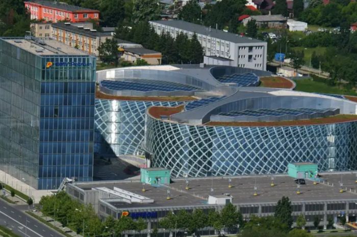 В Румынии объявили режим ЧС из-за азербайджанской нефти