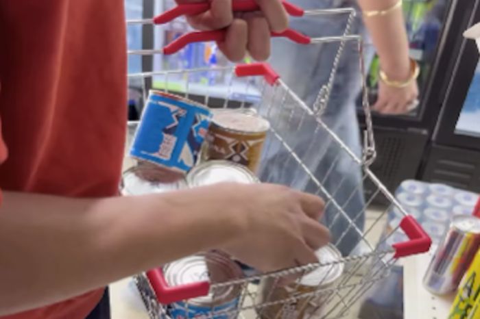 В казахстанских магазинах продолжают выявлять просрочку