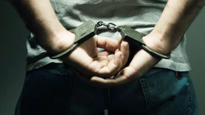 Из России экстрадировали казахстанца, обвиняемого в преступлении против несовершеннолетнего