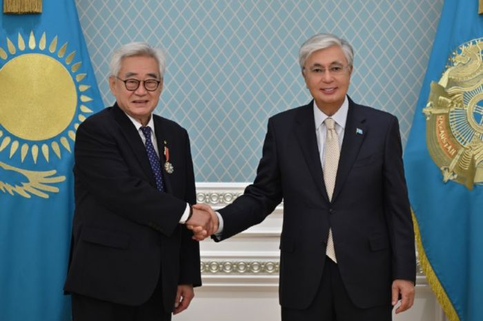 Токаев наградил президента Всемирной федерации таеквондо орденом «Достык»