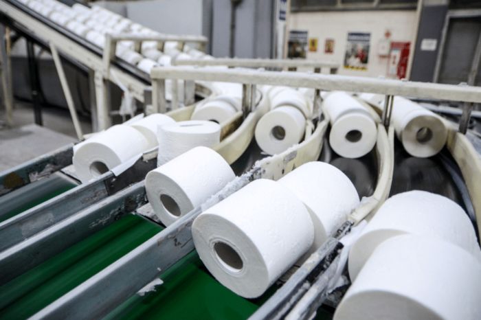 Производители туалетной бумаги не справляются с нуждами казахстанских потребителей?