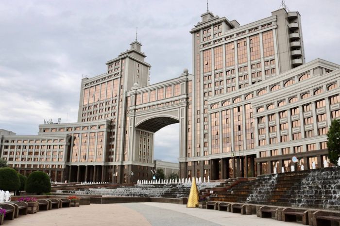 Отключение электроэнергии на юге Казахстана: заявление Минэнерго