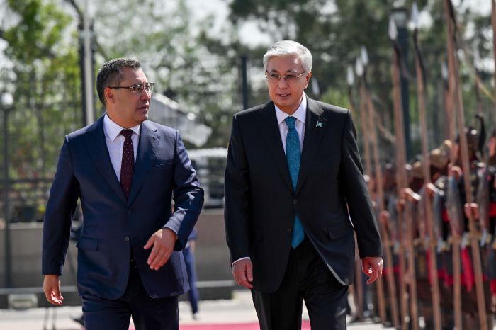 Токаев и Жапаров договорились усилить сотрудничество Казахстана и Кыргызстана