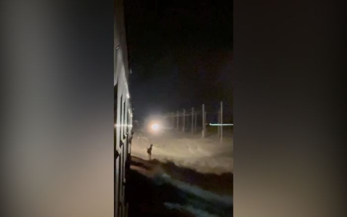 Поезд КТЖ столкнулся с грузовым вагоном