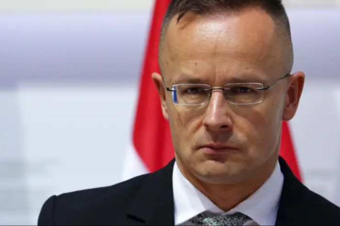 "Дружба": в Киеве призвали Венгрию не указывать Зеленскому