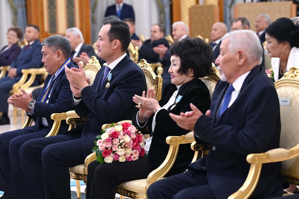торжественная церемония в Акорде, фото пресс-службы президента