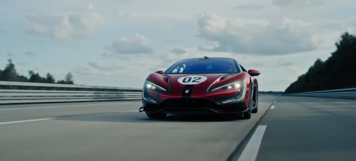 Yangwang U9 Extreme, стоп-кадр видео